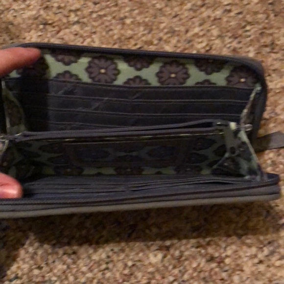 Vera Bradley wallet - Picture 2 of 3